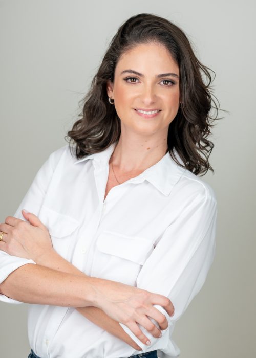 SHANNA-181_Easy-Resize.com